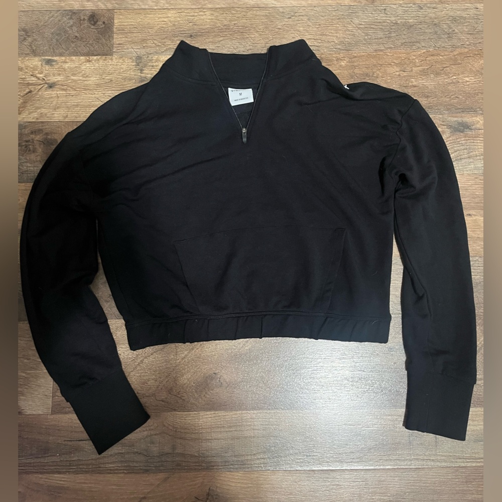 Black Half-Zip Cropped Pullover Top